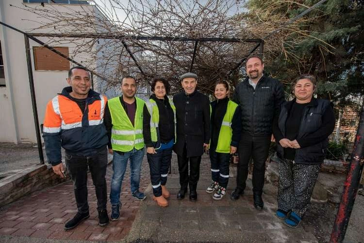 Başkan Soyer Çiğli’de yatırımları inceledi haberinin görseli