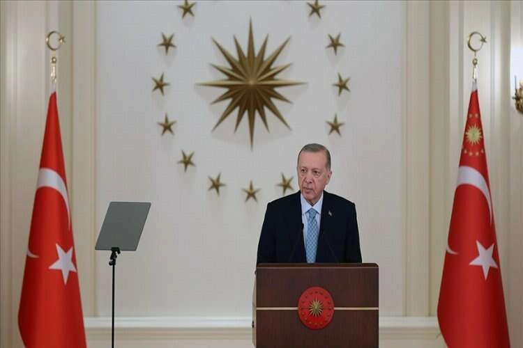 Cumhurbaşkanı Erdoğan: Siyasetten ekonomiye, sosyal alandan teknolojiye tüm başlıklarda zirveyi hedefliyoruz haberinin görseli