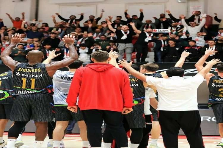 Aliağa Petkimspor ile Türk Telekom maçının biletleri satışa çıkıyor haberinin görseli