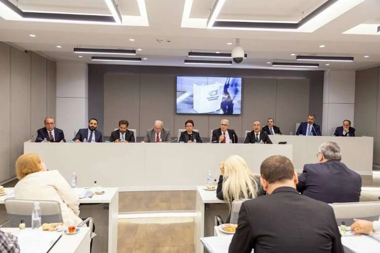 Basın İlan Kurumu Genel Kurulu Resmi İlan ve Reklam Yönetmeliğini kabul etti haberinin görseli
