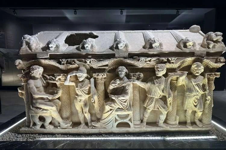 Lahitteki 2 bin 500 yıllık aşk mesajını arkeologlar çözdü haberinin görseli