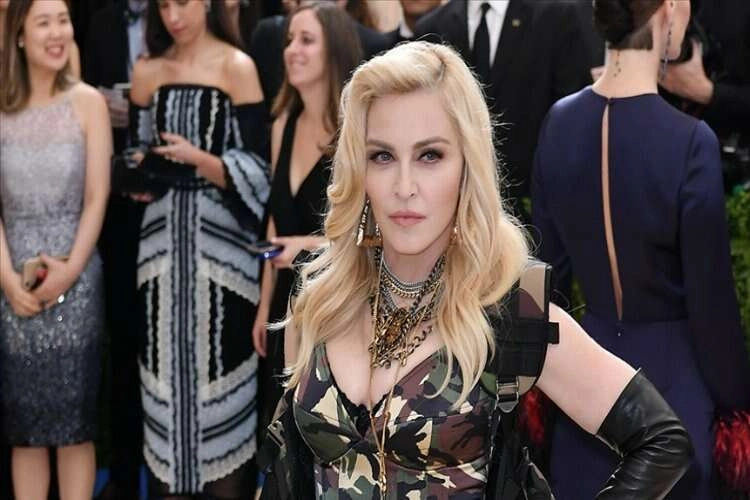 Amien Belediyesi, Madonna'dan, kentin müzesine ait tabloyu ödünç istiyor haberinin görseli