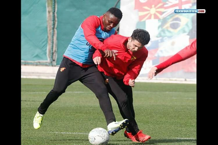 Göztepe, Erzurumspor FK maçının hazırlıklarına devam etti haberinin görseli