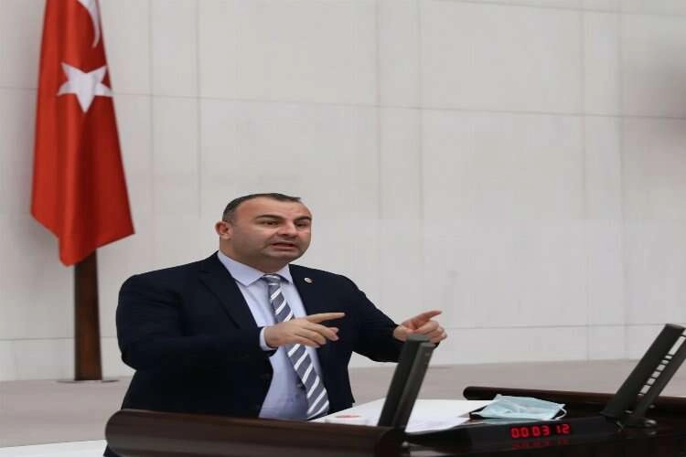 CHP’li Arslan: “İzmir’de 12 ay turizm mümkün yeterki destek olunsun!” haberinin görseli