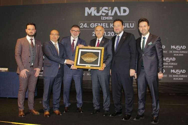 MÜSİAD İzmir’de Gökhan Temur dönemi haberinin görseli