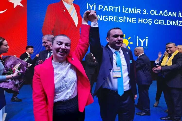 İYİ Parti İzmir'de 'Bezircilioğlu' dönemi! haberinin görseli