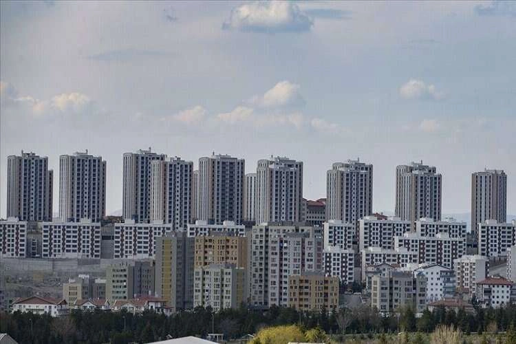 Uzmanlar yüksek site aidatları konusunda bakanlık düzenlemesinden umutlu haberinin görseli