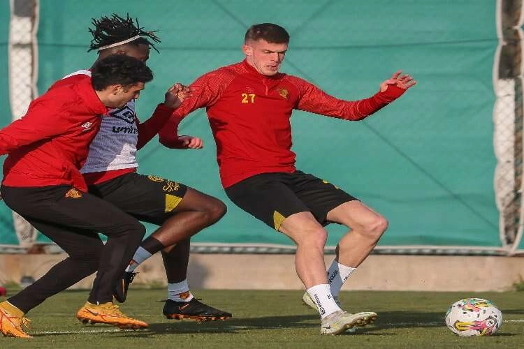 Göztepe, Gençlerbirliği maçının hazırlıklarını sürdürüyor haberinin görseli
