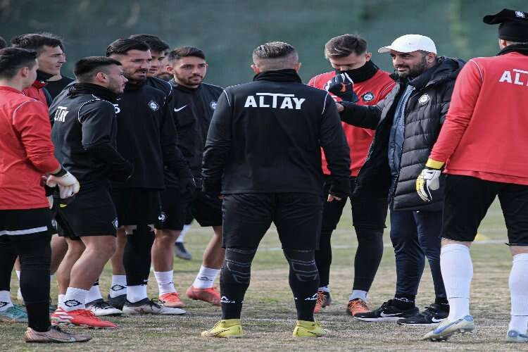 Altay'ın kritik Adanaspor sınavı haberinin görseli