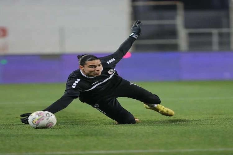 Altay ve Altınordu’nun kalecileri zirvede haberinin görseli