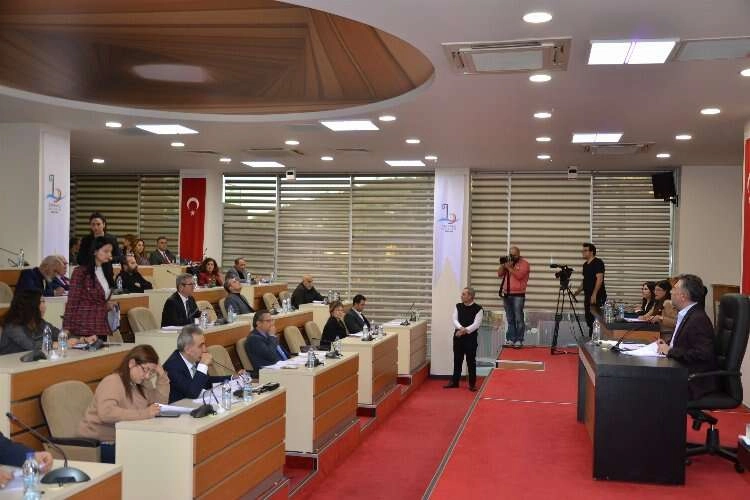 Bayraklı’da ‘protokol’ krizi haberinin görseli