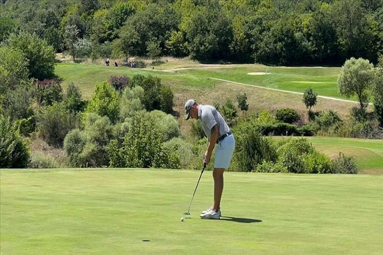 Milli golfçü ABD'deki turnuvada ikinci oldu haberinin görseli