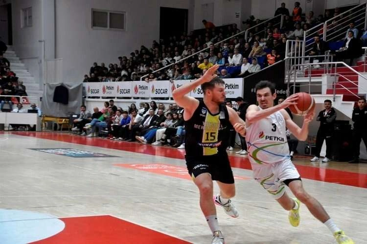 Aliağa Petkimspor, Galatasaray'a konuk olacak haberinin görseli