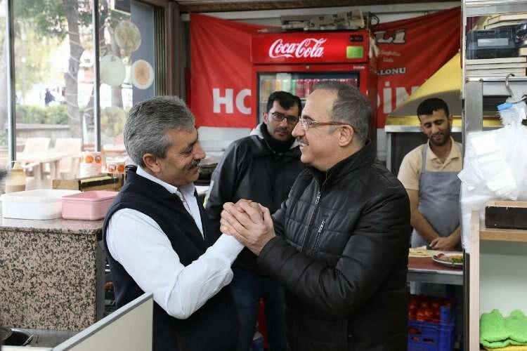 AK Partili Sürekli: Esnafın üretmediği bir ülke ekonomisinin ayakta durması mümkün değil haberinin görseli
