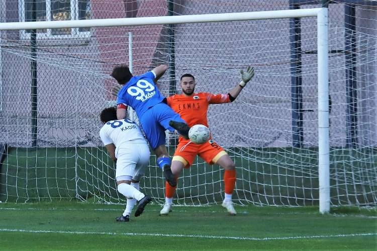 Bora Göymen, babasının izinden gidiyor haberinin görseli