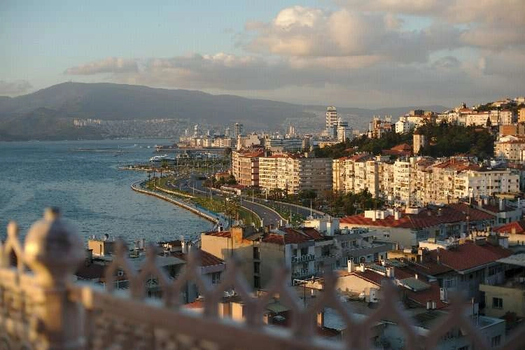İzmir'in nüfusu belli oldu haberinin görseli