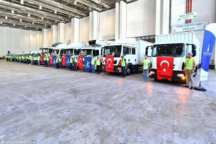 İzmir'den afet bölgesine tam destek: 100 bin kişilik gıda desteği haberinin görseli