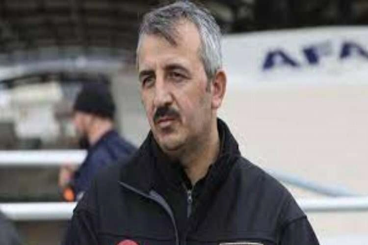 AFAD Başkanı Yunus Sezer: “2 bin 834 bina yıkıldı. 9 bin 733 yaralı var. Bin 541 vatandaşımız hayatını kaybetti.” haberinin görseli