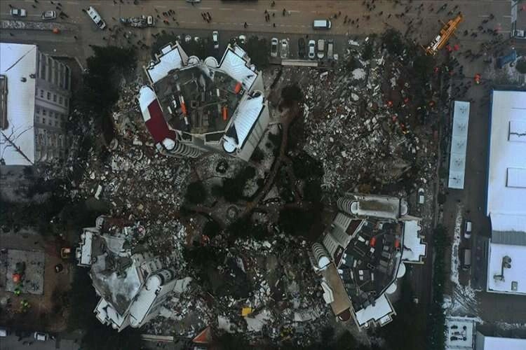 Milli Eğitim Bakanı Özer: Tüm Türkiye'de okullarımızı 13 Şubat'a kadar 1 hafta tatil ediyoruz haberinin görseli