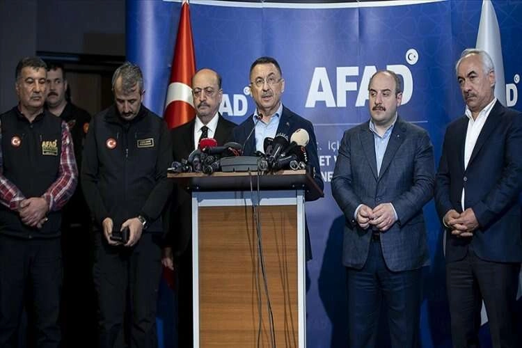 Cumhurbaşkanı Yardımcısı Oktay: Kahramanmaraş merkezli depremlerde 1541 kişi hayatını kaybetti haberinin görseli