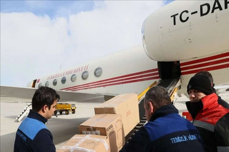 Cumhurbaşkanlığına ait 2 uçak arama kurtarma ve sağlık ekiplerine tahsis edildi haberinin görseli