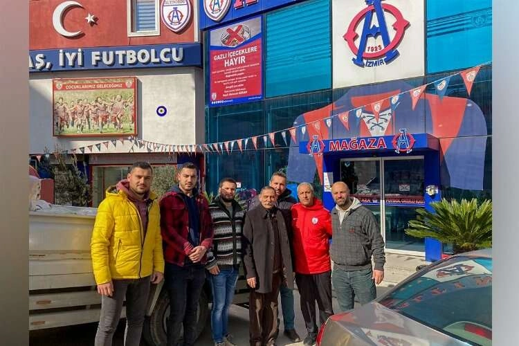 İzmir takımlarından depremzedelere yardım eli haberinin görseli