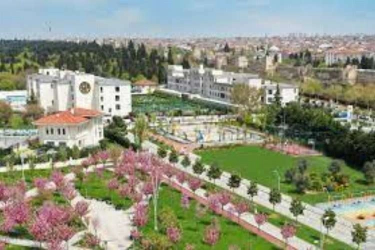 Biruni Üniversitesi Araştırma Görevlisi ve Öğretim Görevlisi alacak haberinin görseli