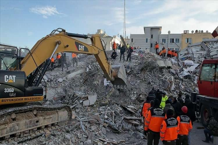 Adıyaman'da yıkılan otele ilişkin 4 şüpheli yakalandı haberinin görseli