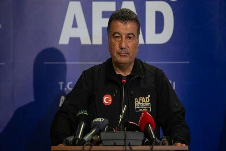 AFAD Deprem ve Risk Azaltma Genel Müdürü Tatar: Çok yoğun artçı sarsıntı var. Olağan dışı bir durumla karşı karşıyayız haberinin görseli