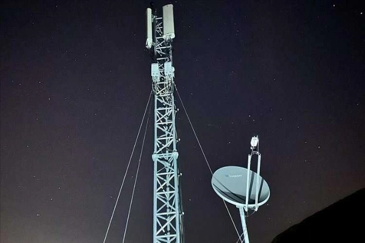 Deprem bölgesine kurulan mobil baz istasyonu sayısı 400'ü aştı haberinin görseli