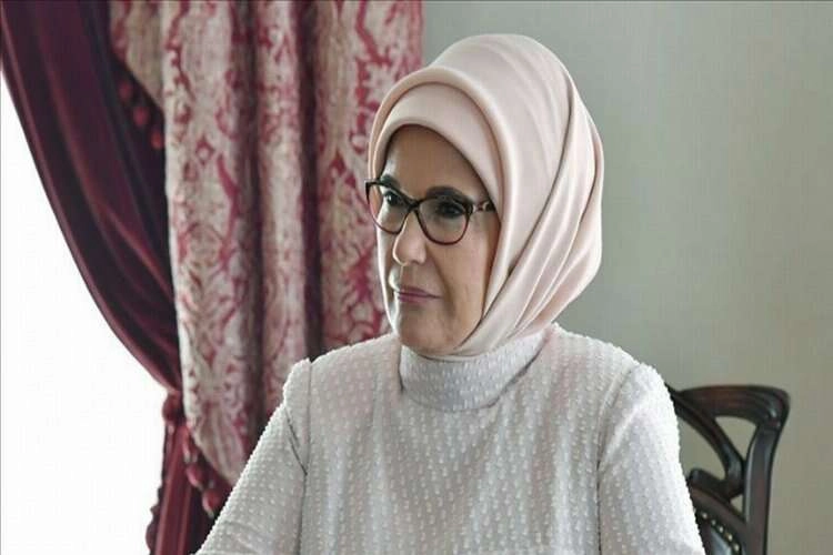 Lider eşlerinden Emine Erdoğan'a dayanışma ve taziye mesajları haberinin görseli