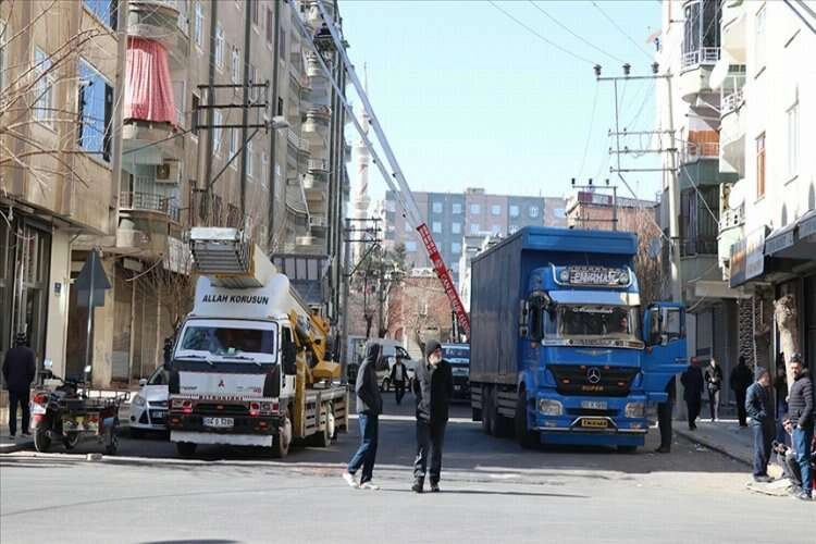 Deprem bölgesindeki nakliye firmalarının taşıma tarifelerini belirledi haberinin görseli