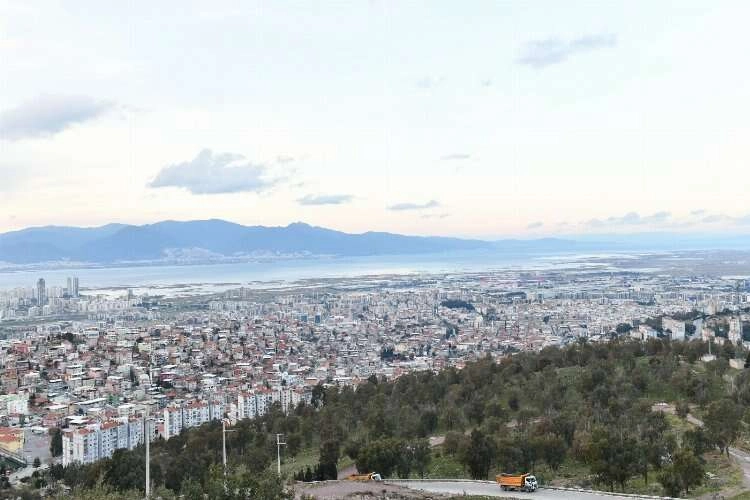 Başkan Gümrükçü Çiğli'yi incelemeye aldı haberinin görseli