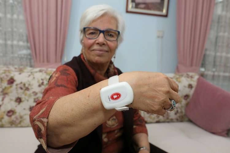 Yalnızlığı 'Can Butonu'yla aştılar haberinin görseli