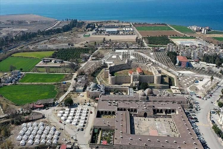 Mimar Sinan'ın inşa ettiği külliye afetzedelere yuva oldu haberinin görseli