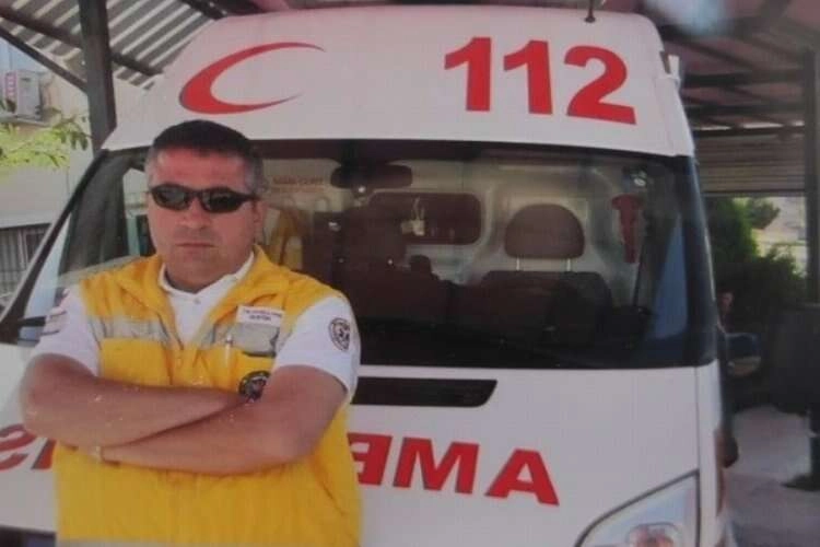 Ege'de korkunç olay! Ambulans şoförü babasını, başına ateş ederek öldürdü haberinin görseli