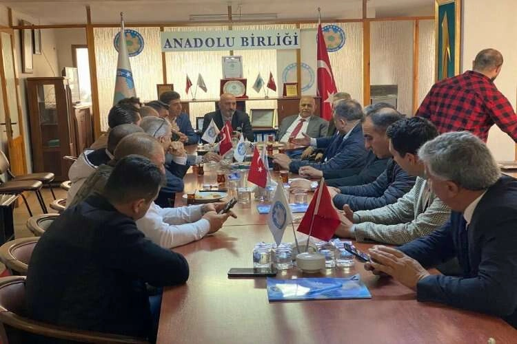 Güldoğan Anadolu Birliği’ne deprem ziyareti gerçekleştirdi haberinin görseli