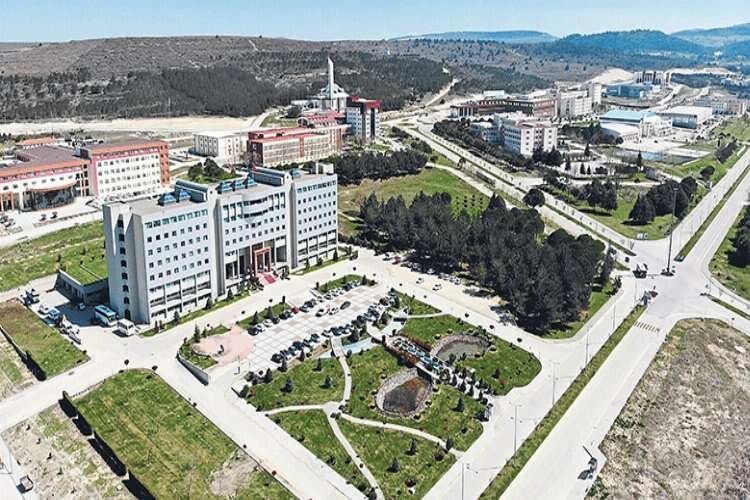 Balıkesir Üniversitesi 4/B Sözleşmeli Personel alacak haberinin görseli