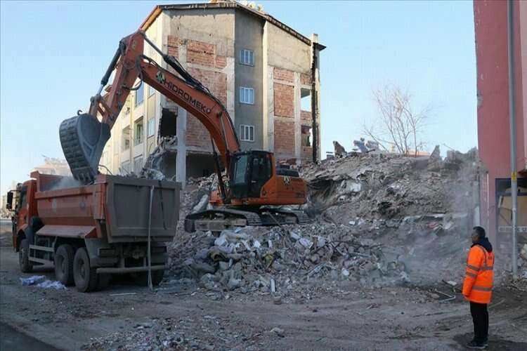 Kayseri Vali Yardımcısı Tunç: Elbistan'da hasar tespit çalışmaları sürüyor haberinin görseli