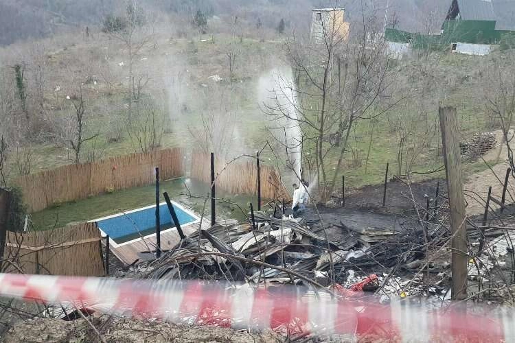 Sapanca'da bungalovda yangın faciası: 2 ölü haberinin görseli