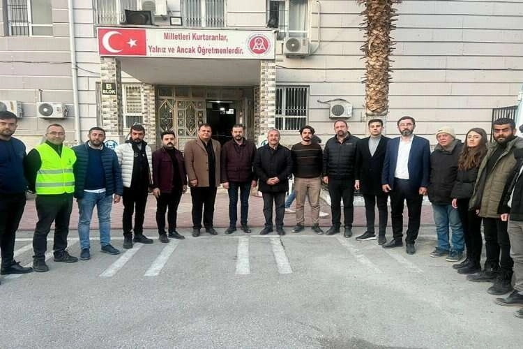 Başkan Gümrükçü, imar komisyonu üyeleriyle deprem bölgesinde haberinin görseli
