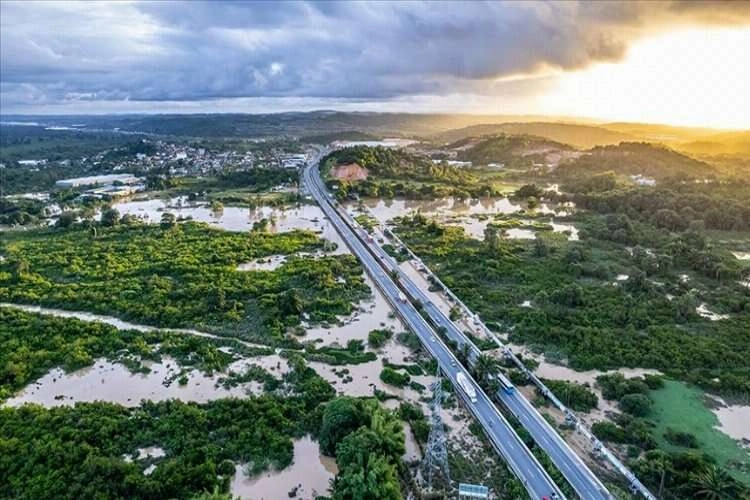 Brezilya'da sel ve toprak kayması: Ölü sayısı 65! haberinin görseli