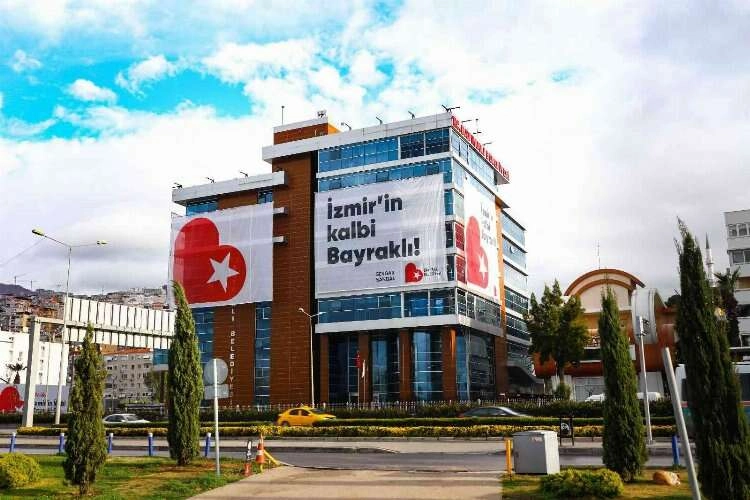 Bayraklı’dan 1000 öğrenciye beslenme desteği! haberinin görseli