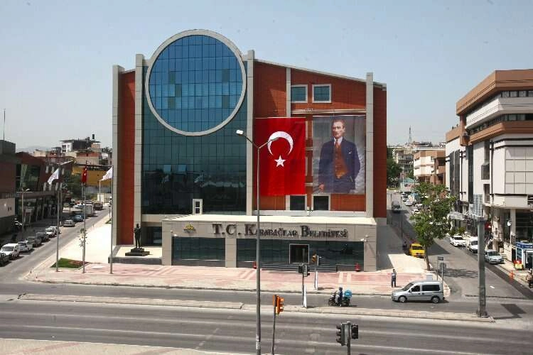 Karabağlar Belediyesi'nden dolandırıcılık uyarısında bulundu haberinin görseli
