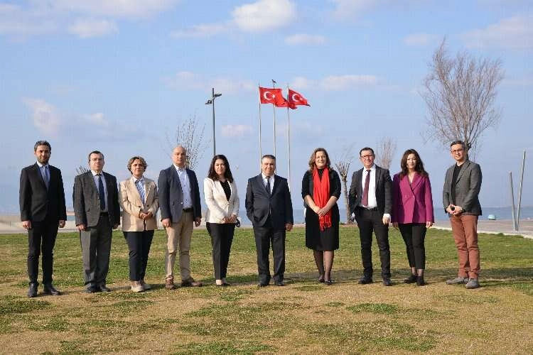 Ekonomi muhabirlerinin seçim heyecanı haberinin görseli