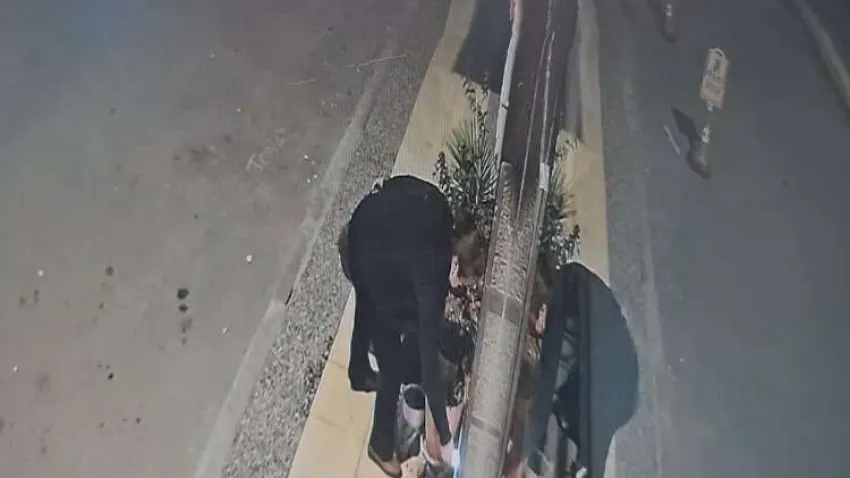 Hem kendini hem iş yerini yaktı