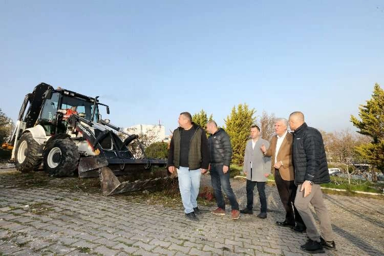 Narlıdere'de temizlik çalışmaları aralıksız sürüyor haberinin görseli