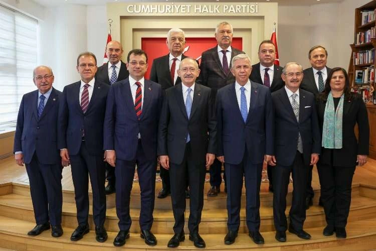 CHP'li büyükşehir belediye başkanları, Kemal Kılıçdaroğlu ile görüştü haberinin görseli