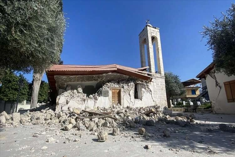 Tarihi kilise yeniden ayağa kaldırılacak haberinin görseli