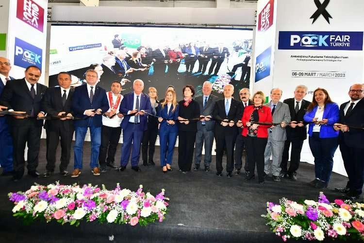İzmir, üç fuara ev sahipliği yapıyor haberinin görseli